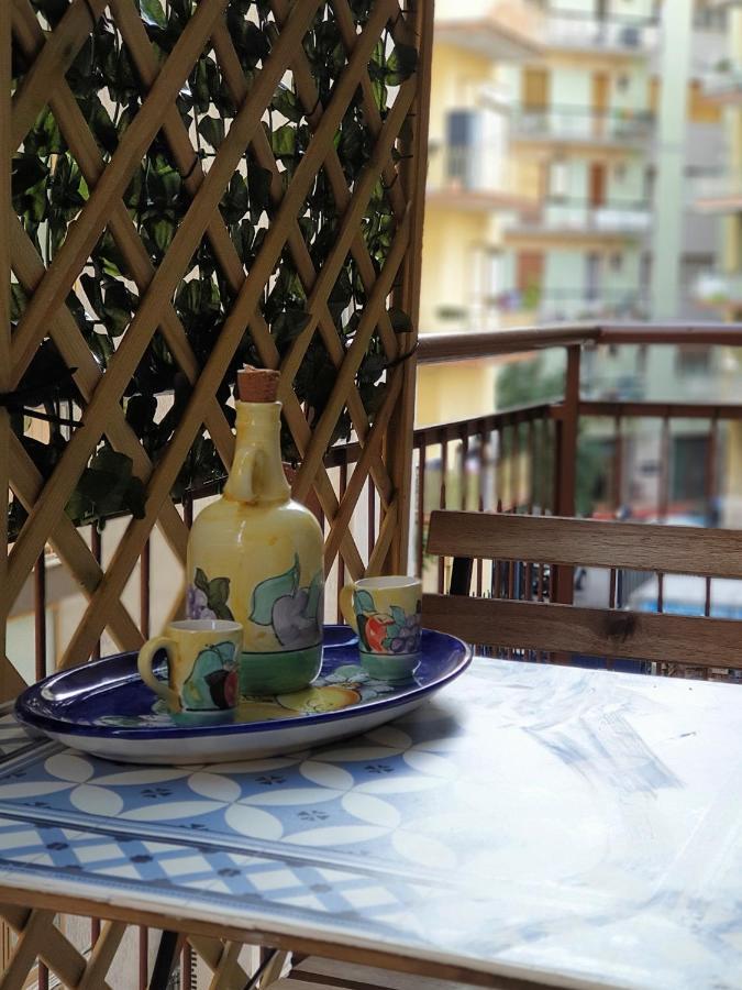 Domus Salerno Apartment Luaran gambar