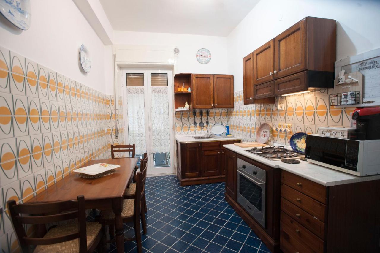 Domus Salerno Apartment Luaran gambar